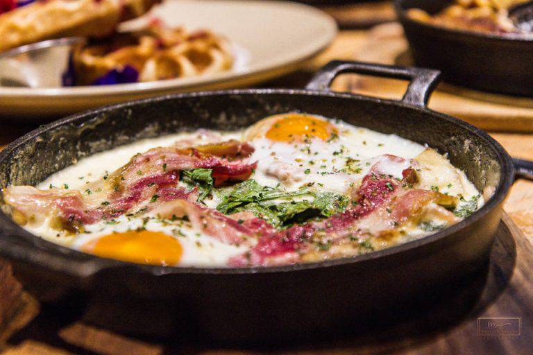 Craft and Dough Sheffield Bottomless Brunch bacon baked eggs