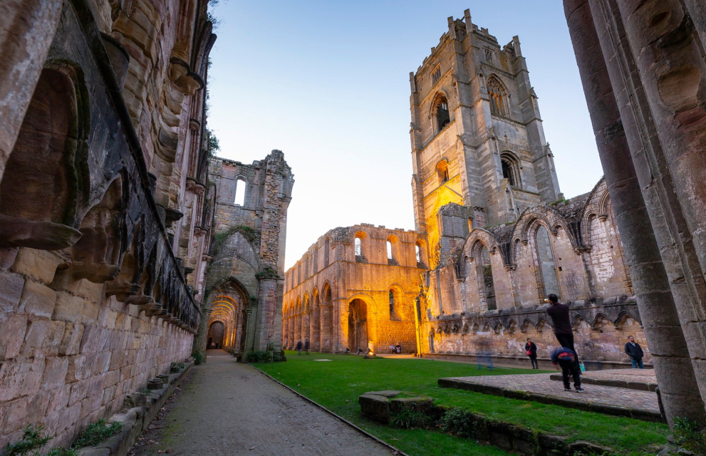 fountains abbey things to do in yorkshire