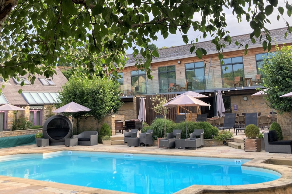 Feversham Arms Poolside image