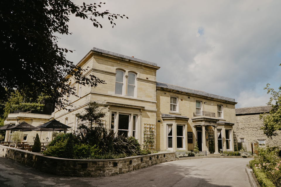 Manor House Lindley exterior image