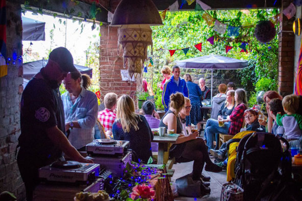 The Hallamshire House - Best beer gardens in Sheffield