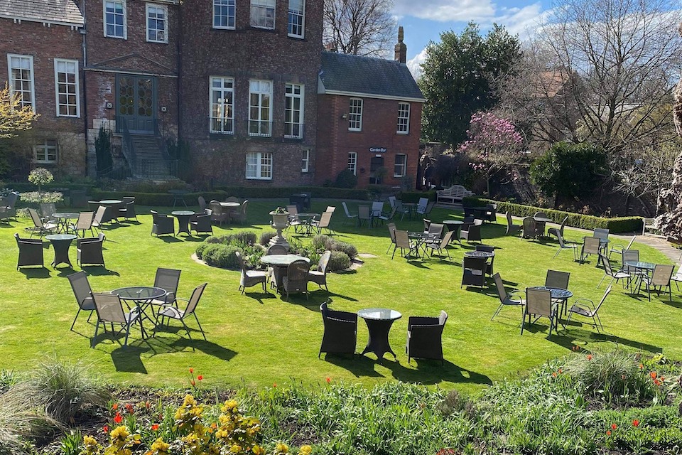 Gray’s Court - best beer gardens in York