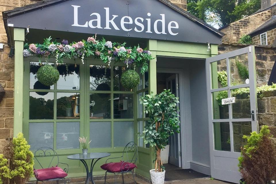 Lakeside Cafe Newmillerdam Wakefield exterior image