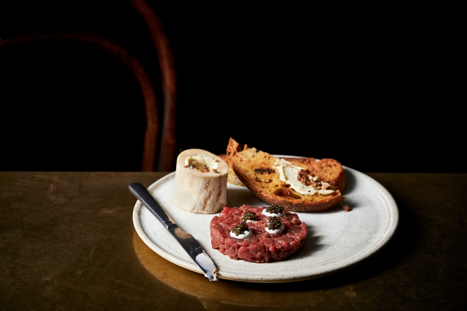 Image: 45-day aged fillet of beef tartare - Pearly Cow York Review