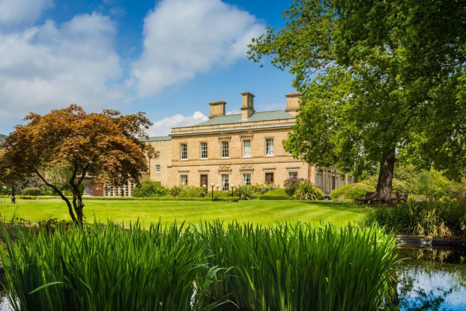 Best hotels in Leeds - Oulton Hall exterior