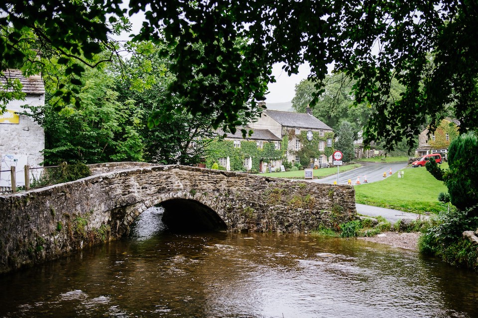 Lister Arms Malham River & Exterior Cosy Pubs in Yorkshire