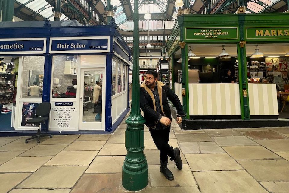 Adam Richman Eating Britain - Leeds Kirkgate Market