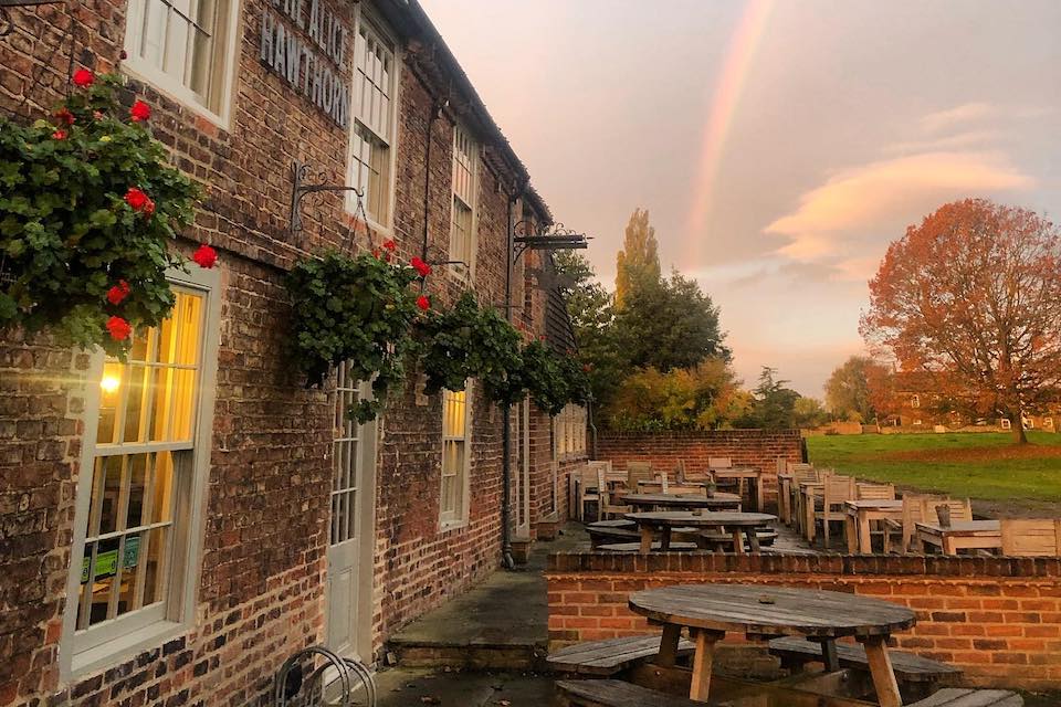 michelin-recommended yorkshire pub the alice hawthorn