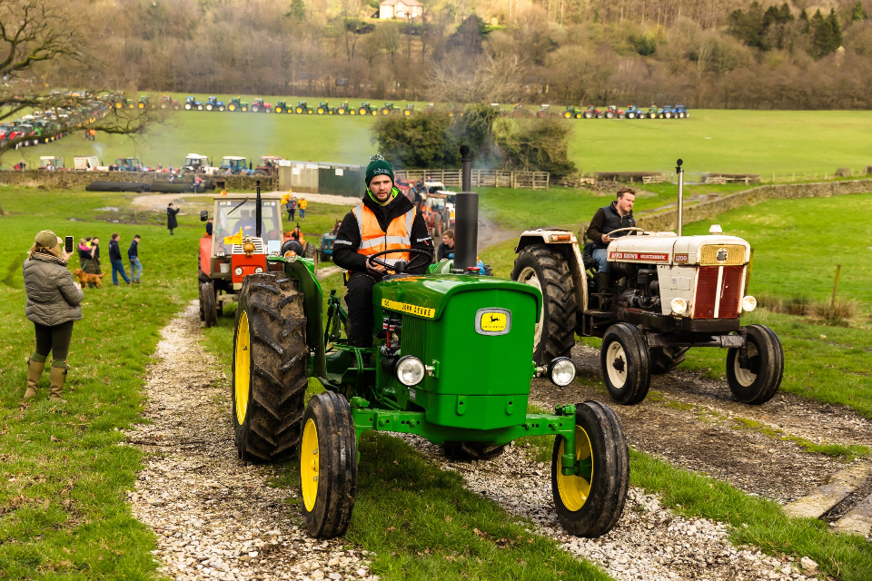 Knaresborough-Tractor -Run