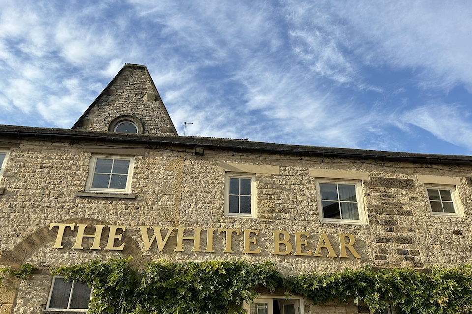 The White Bear, Masham