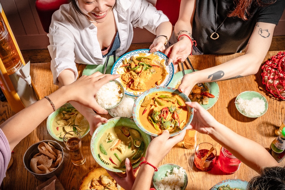 Rosa's Thai Say-When bottomless curries